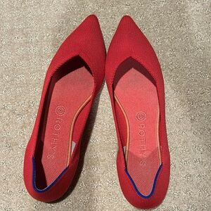 Rothy’s classic super cute Point solid cherry red, size 10